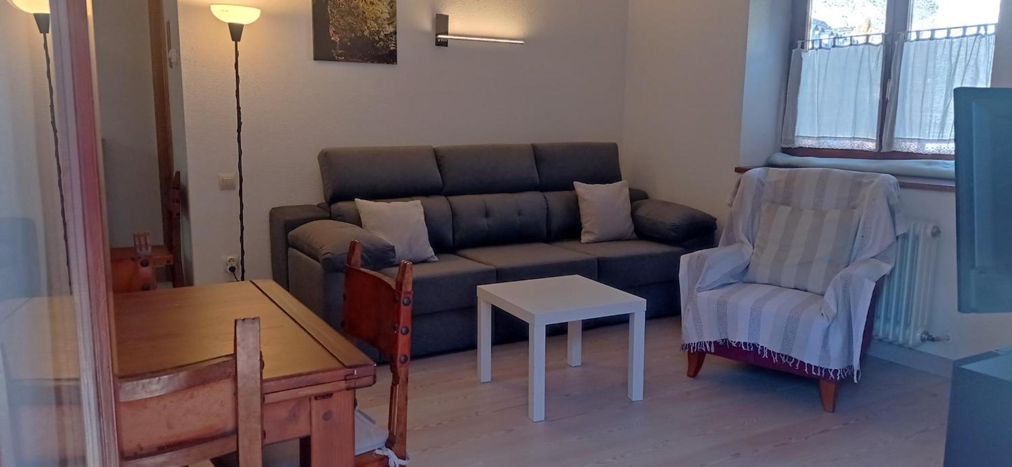 Vivienda Benasque Ibonet Apartment Bagian luar foto